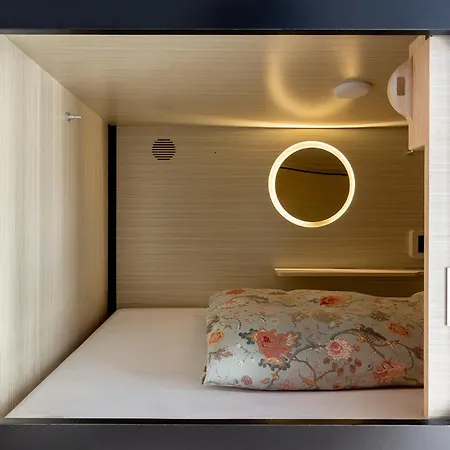 Capsule hotel Mue Cubes Basel