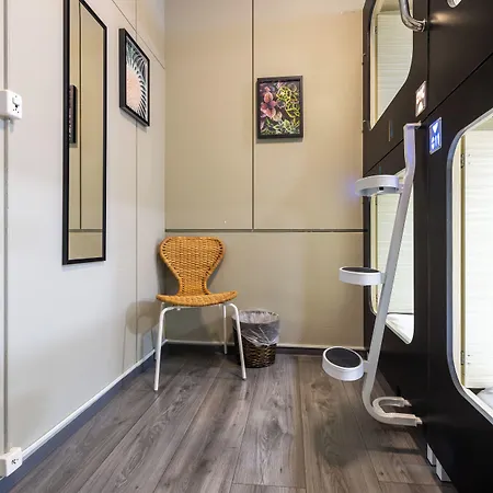 Capsule hotel Mue Cubes Basel