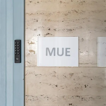 Capsule hotel Mue Cubes
