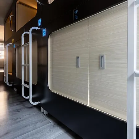 Mue Cubes Hotel kapsułowy Bazylea