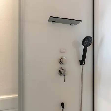 Hotel kapsułowy Mue Cubes *