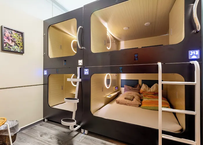 Mue Cubes Kapselhotell *